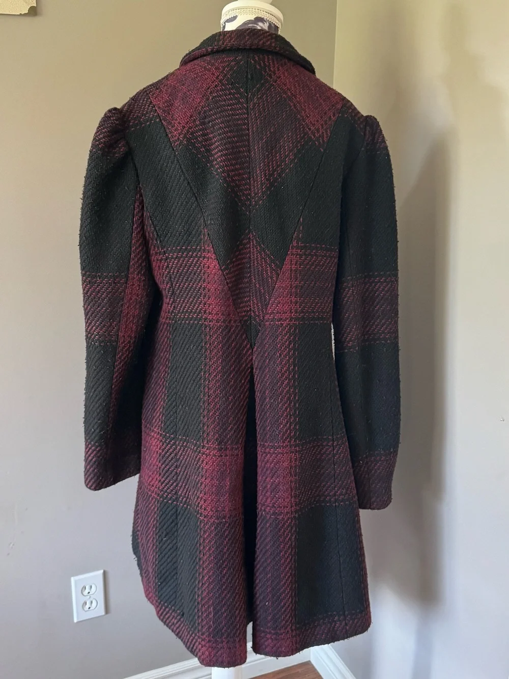 Y2K Suzy Shier Black and Burgundy Plaid Double-Breasted Pea Coat - Picture 2 of 9
